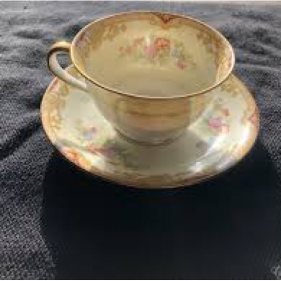 Hand Crafted Treasure Candle With Gemstones /Vintage Noritake Bone China Teacup - Picture 2 of 7